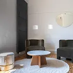 Konukevi Domaine De La Maison 3*