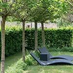 Konukevi Domaine De La Maison 3*