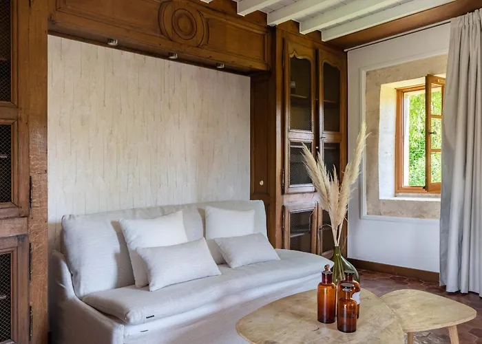 게스트하우스 Domaine De La Maison 3*