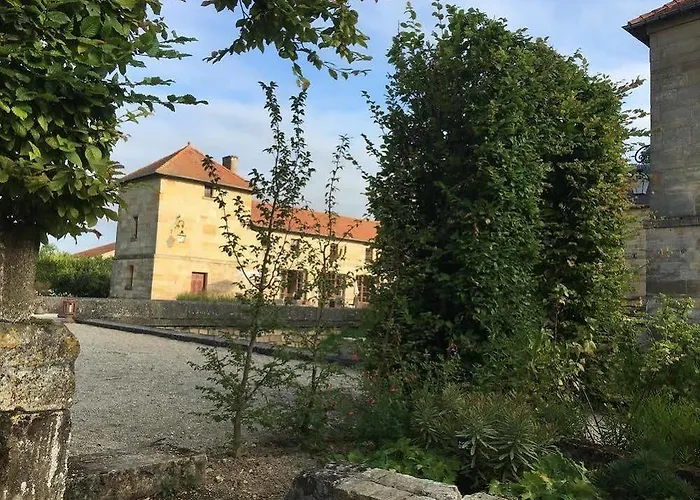 게스트하우스 Domaine De La Maison 3*